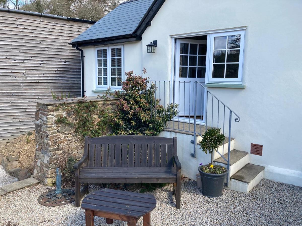 Bed and Breakfast Meadowland Farm Dolton Exterior foto